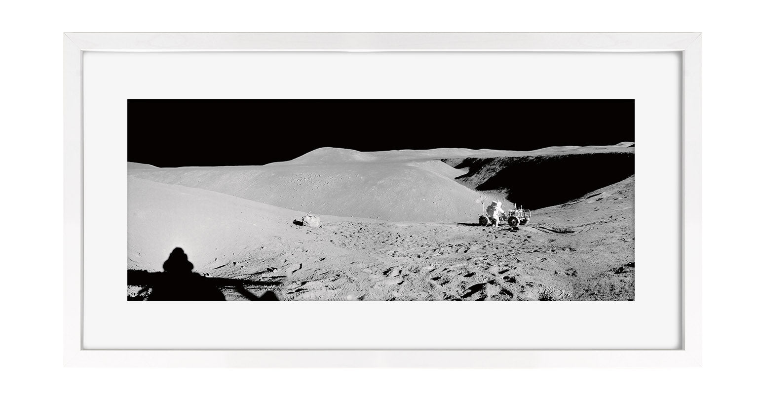 AS15-85-11451_White.jpg